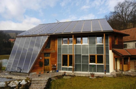 Maison basse consommation, cl&eacute;s pour un projet r&eacute;ussi